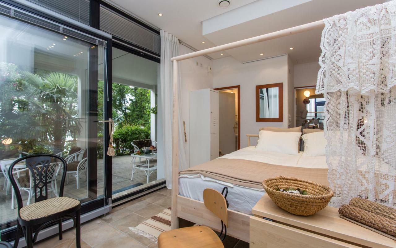 Studio Apartman Mija 2A **** Malinska Kültér fotó